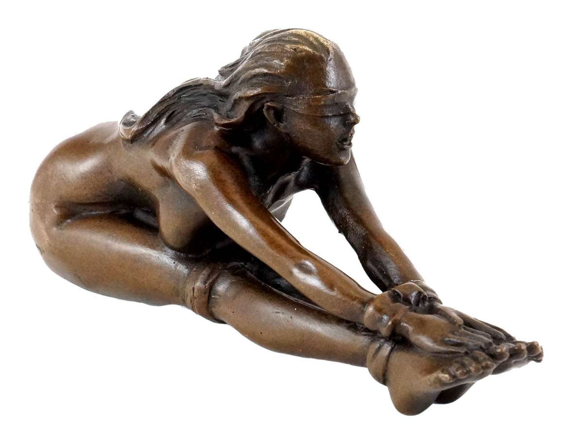 FINE ARTS - Sculpture - Bondage Girl Lucy Hanging - Erotique - Femme - Fille - Décoratif